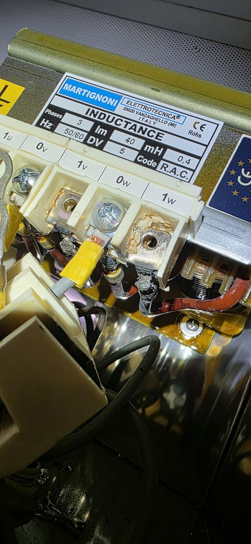 Line reactor terminals 0W/1W close-up, with the Martignoni nameplate