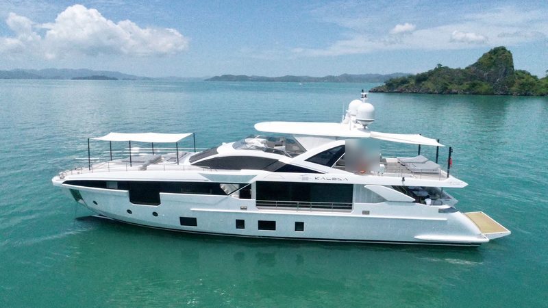 The yacht at anchor, side profile